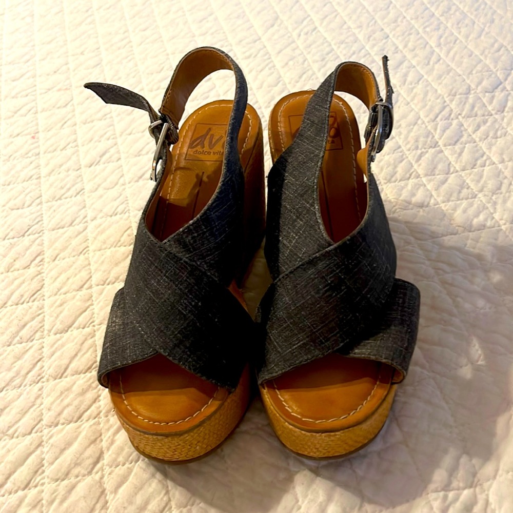 dv8 Dilce Vita denim blue wedges